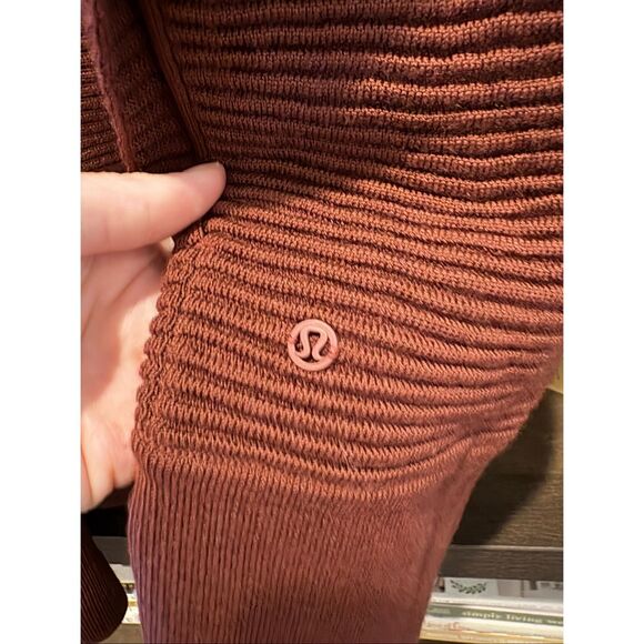 Lululemon Sit In Lotus Wrap II Merino Wool Cardigan Sweater Size 8 - Picture 7 of 10